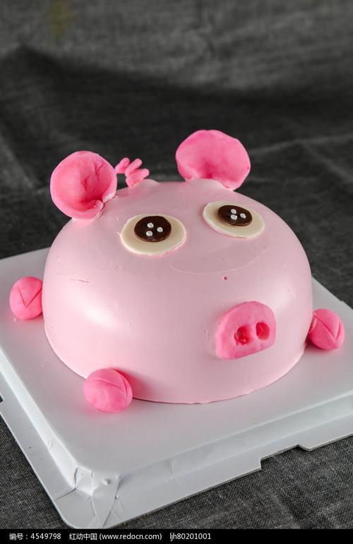 粉红小猪蛋糕